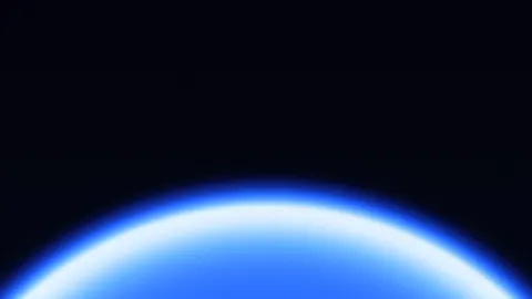 Midnight Horizon, gradient desktop wallpaper
